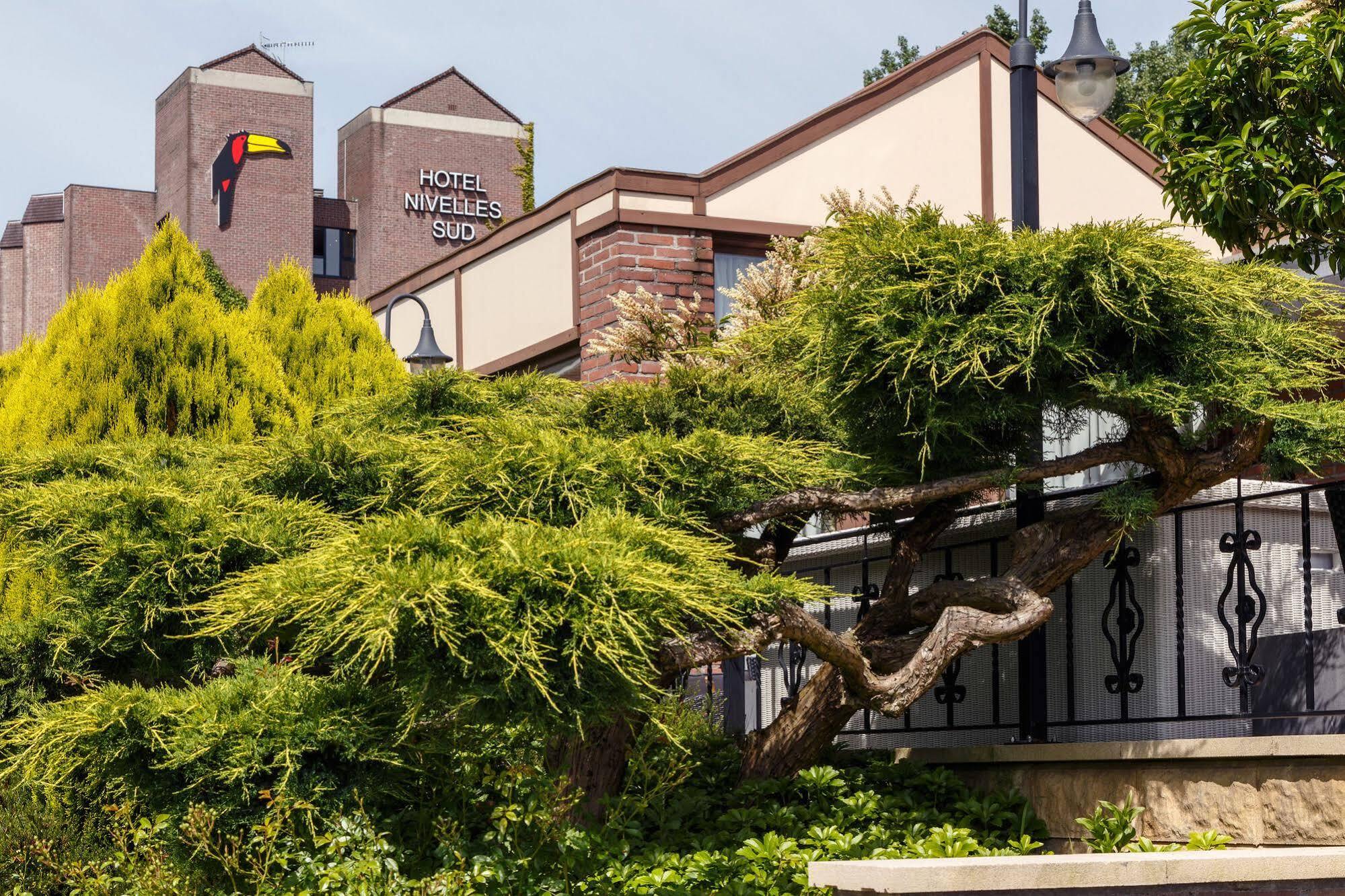 Hotel Restaurant Van Der Valk Nivelles-Sud Exterior photo