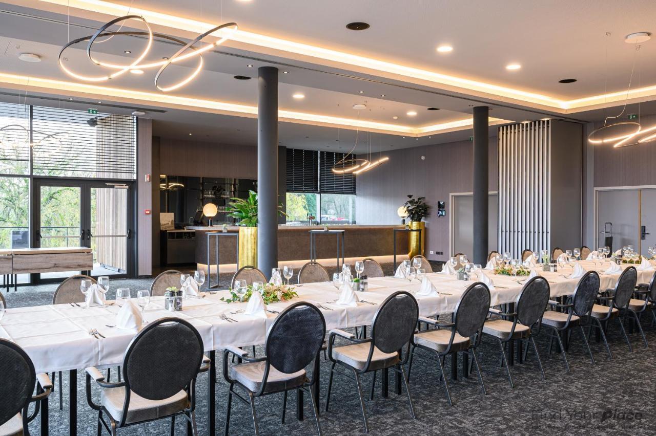 Hotel Restaurant Van Der Valk Nivelles-Sud Exterior photo