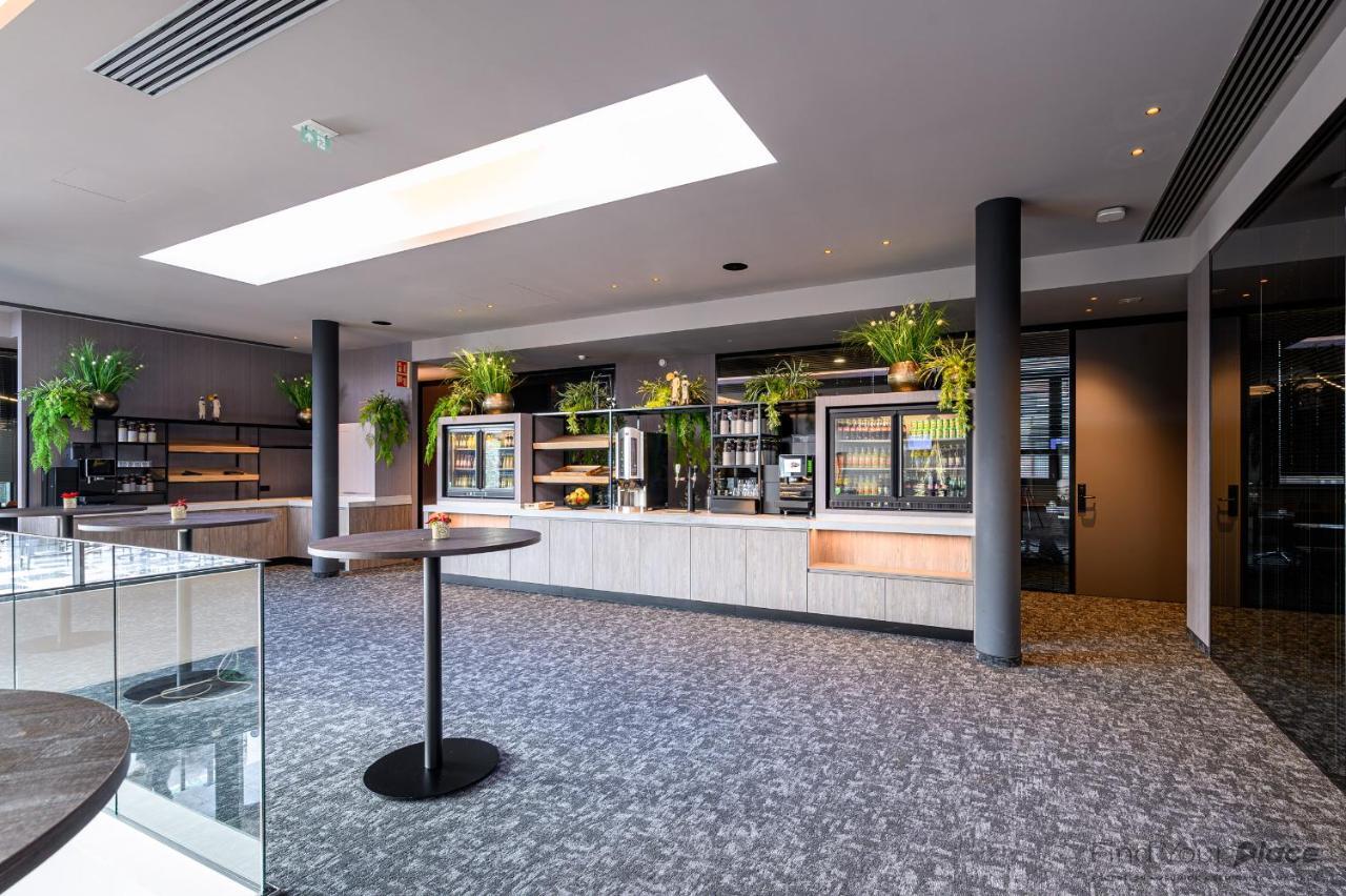 Hotel Restaurant Van Der Valk Nivelles-Sud Exterior photo